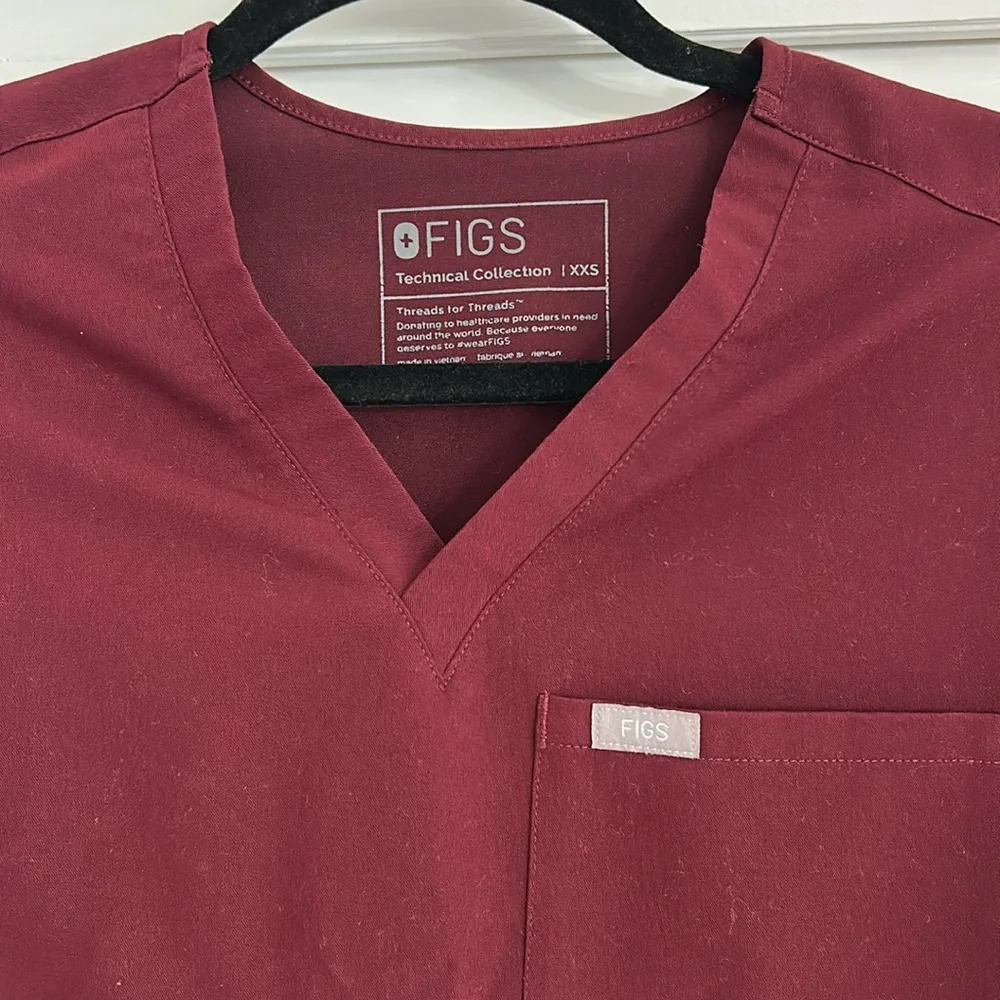 Figs Women's Scrub Set in Burgundy - Picture 3 of 7